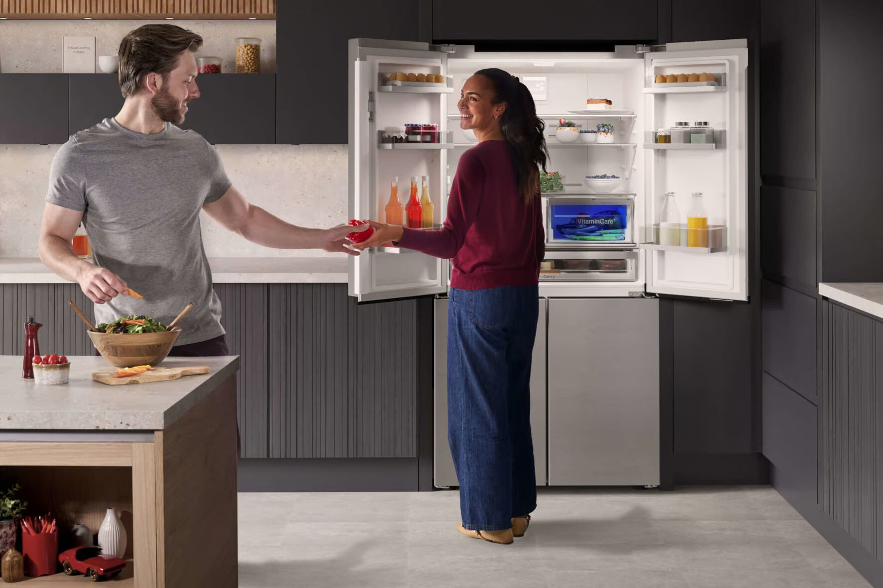 appliances-refrigeration-american-style-fridge-freezers_converted
