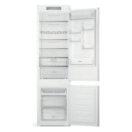 Hotpoint HTC20T322 70/30 Integrated Fridge Freezer - White